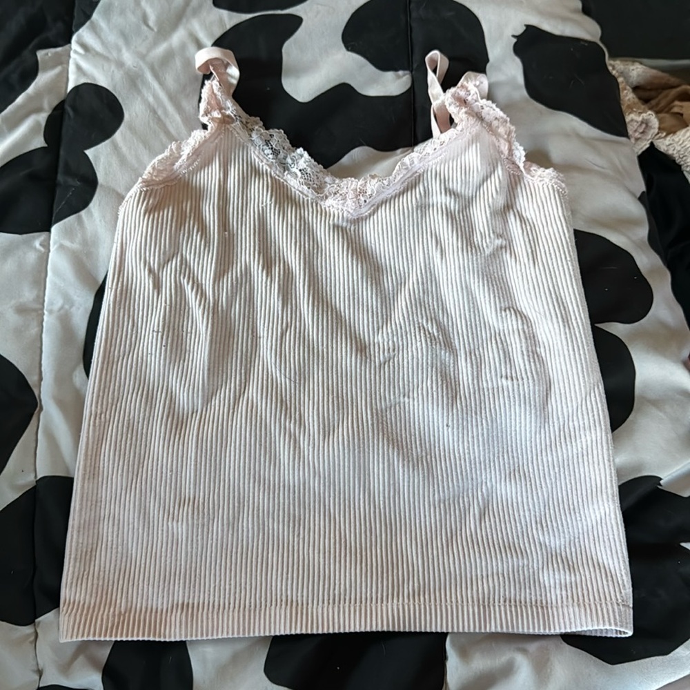 never worn Lace pink tank